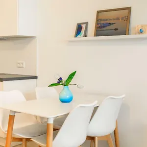 - Terrace, Private Parking Place Appartement