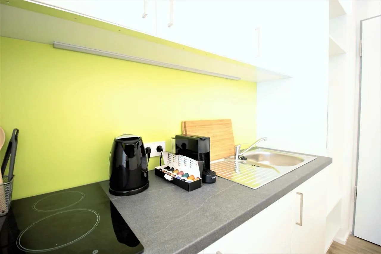Studio Apartment - Balcony, Netflix, University Hospital Proximity Wurzburg