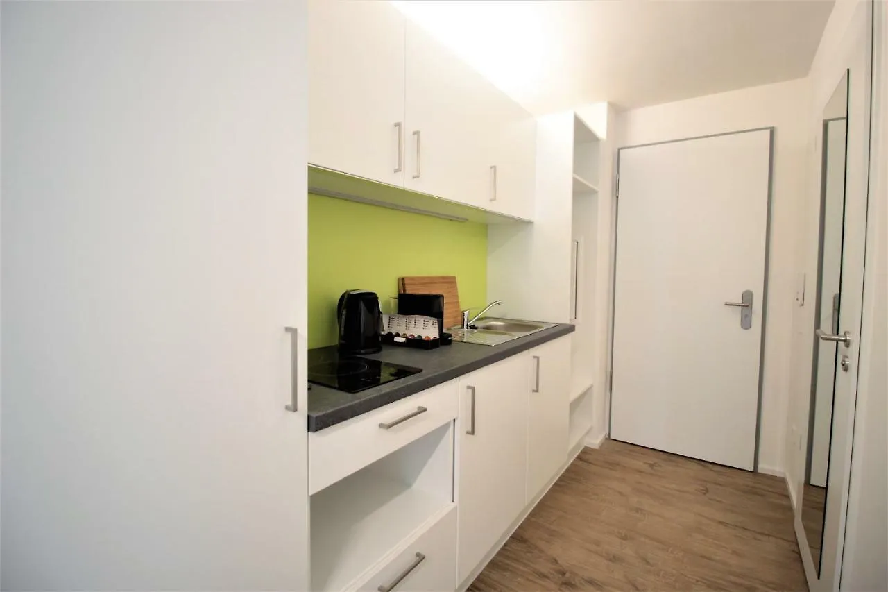 Studio Apartment - Balcony, Netflix, University Hospital Proximity Wurzburg Germany