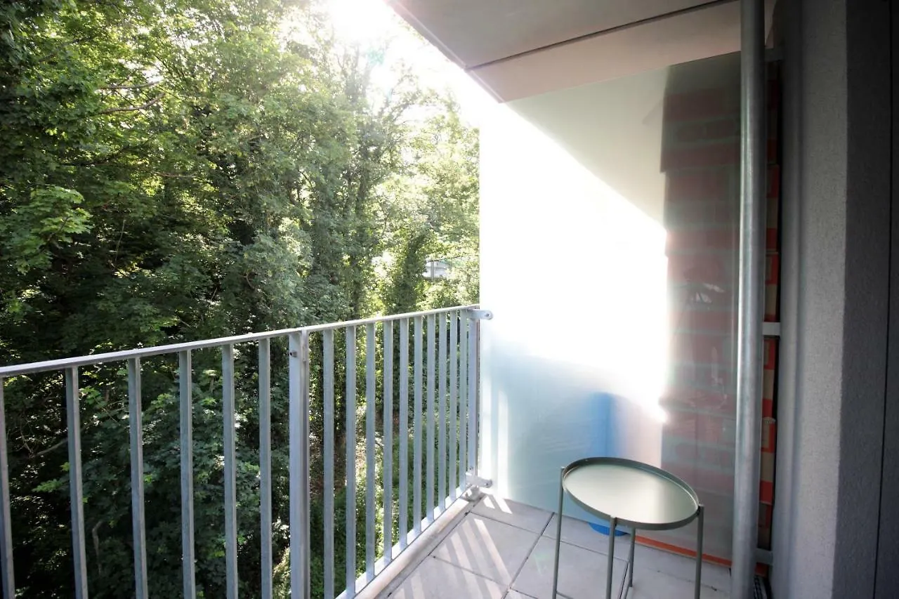 Studio Apartment - Balcony, Netflix, University Hospital Proximity Wurzburg 0*,